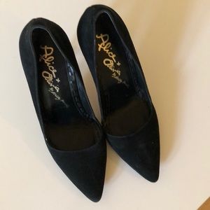 Alice & Olivia Black Pump